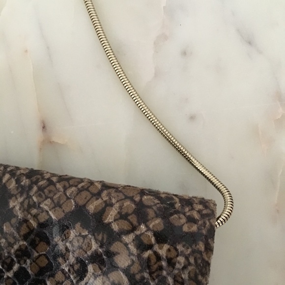 BANANA REPUBLIC python print crossbody/clutch - Picture 3 of 6